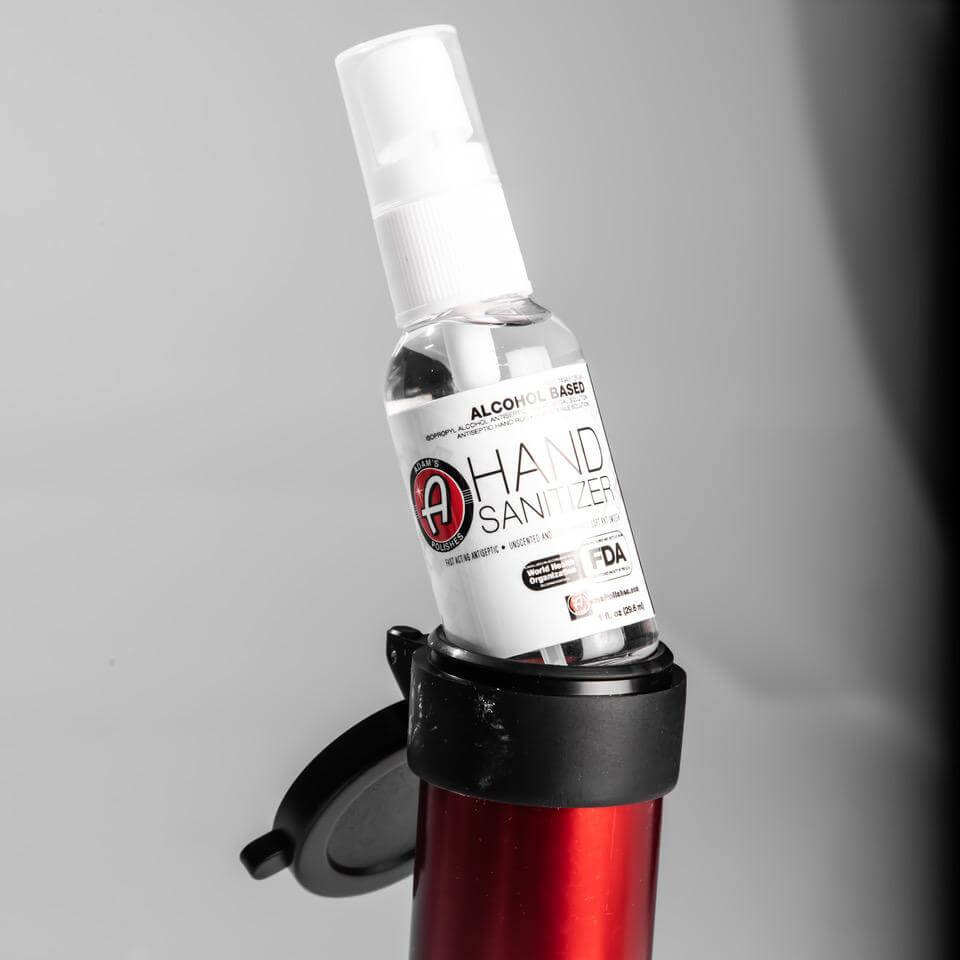 THE GRITSTICK - Portable chalk dispenser